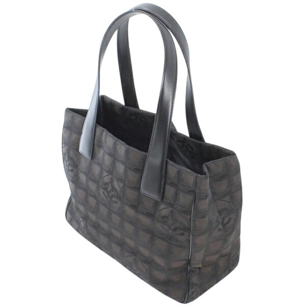 Chanel Travel Line