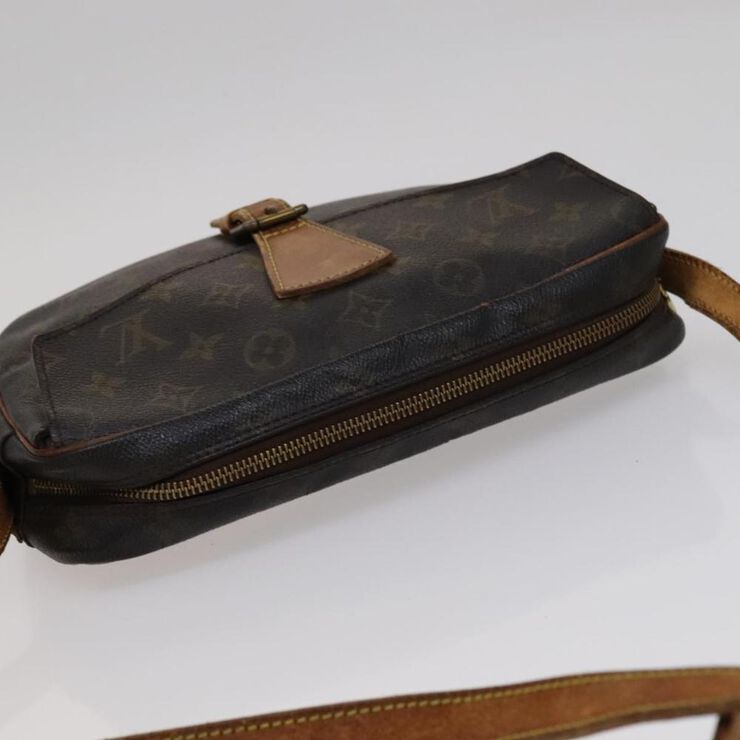 Louis Vuitton Jeune Fille