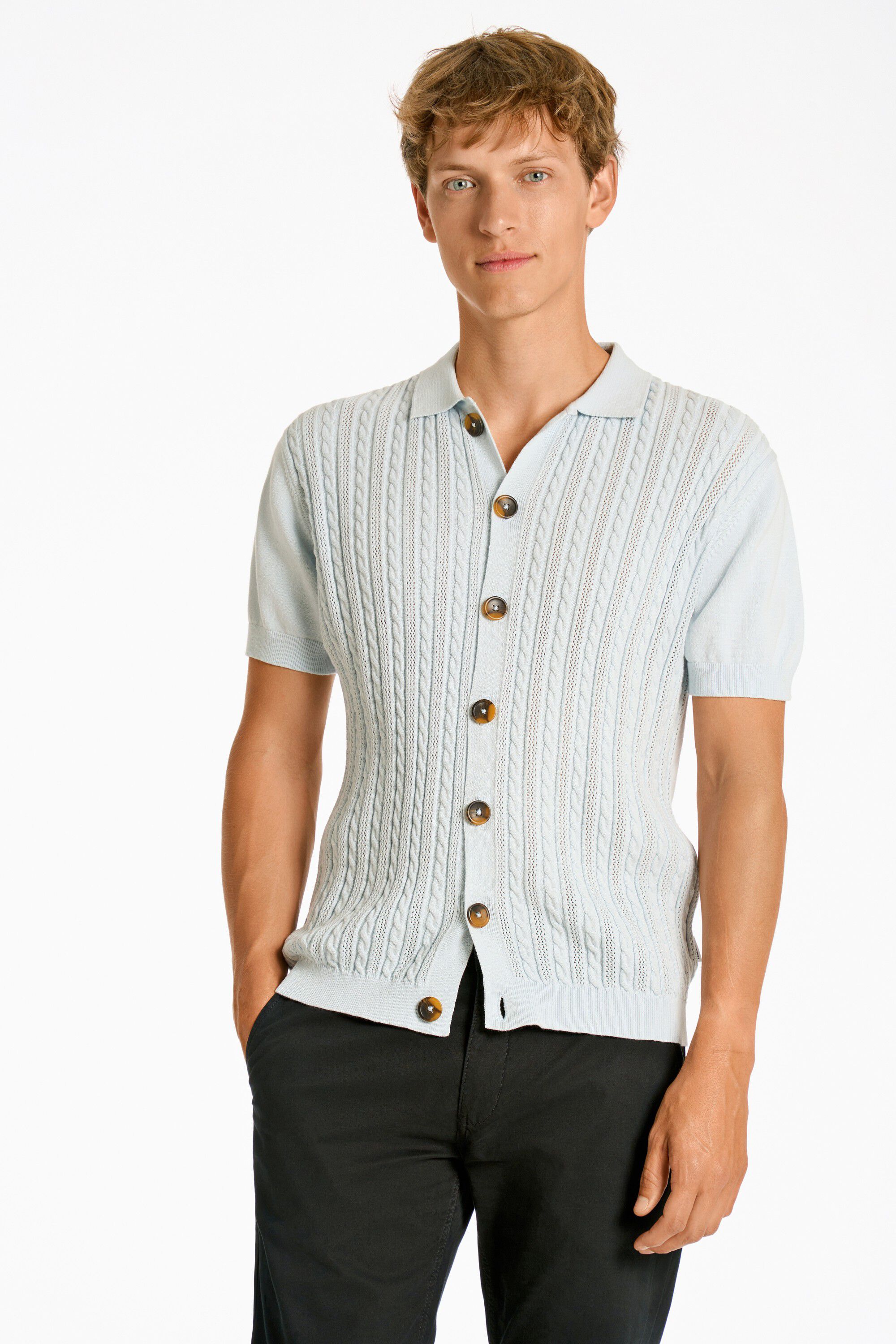 Knitted S/S cable cardigan