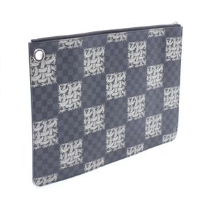 Louis Vuitton Clutch