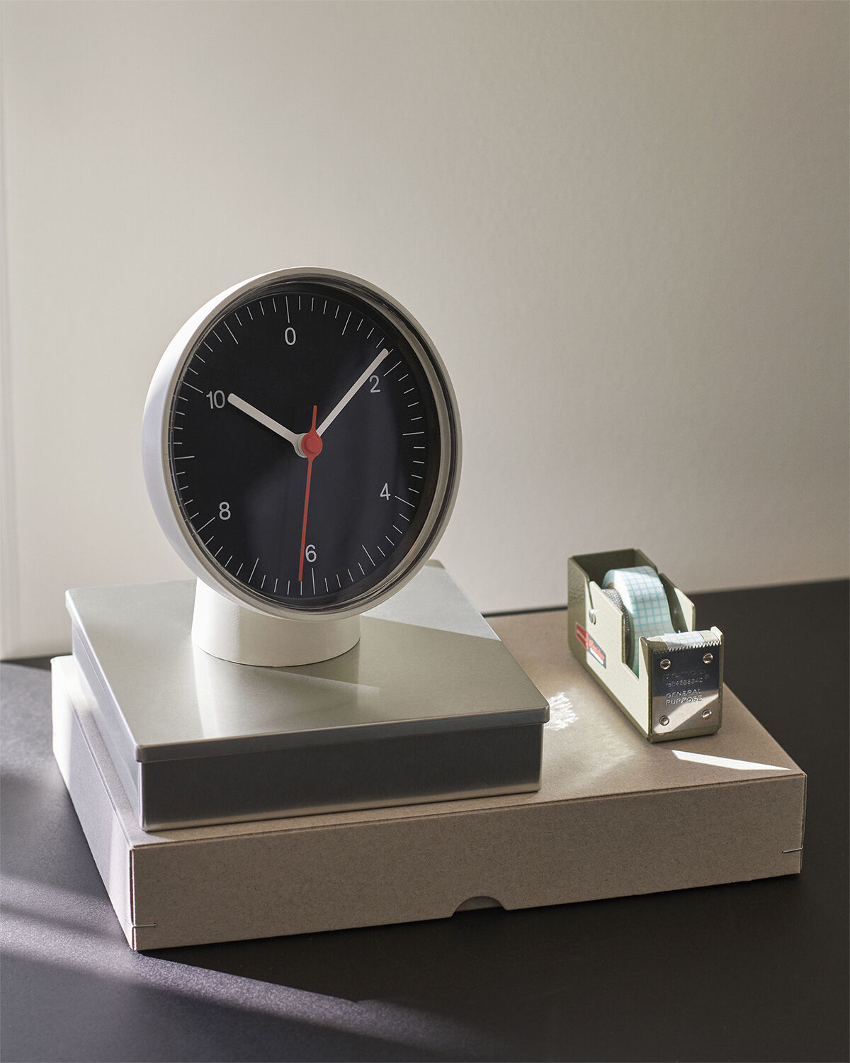 Table Clock-White_