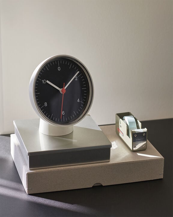 Table Clock-White_