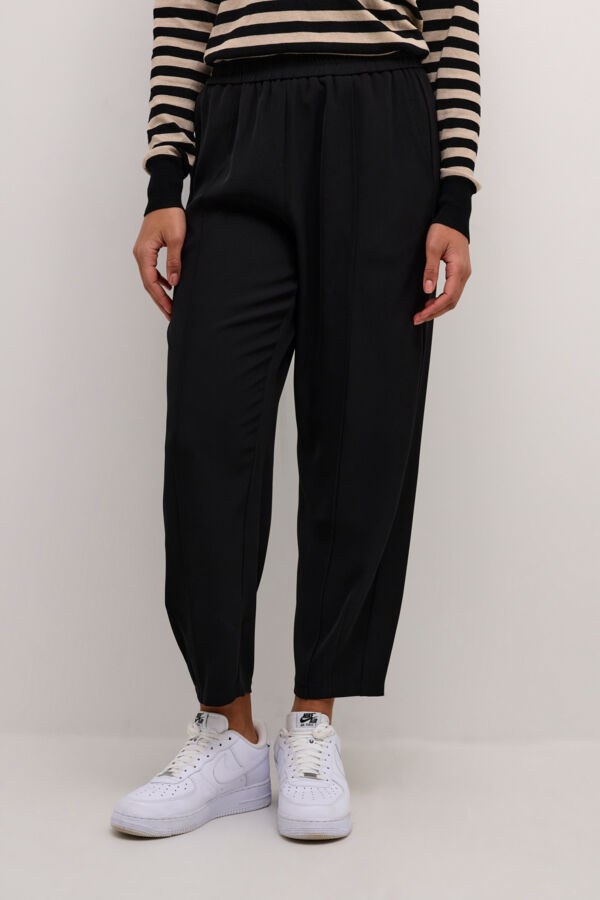 KAsigna Cropped Pants