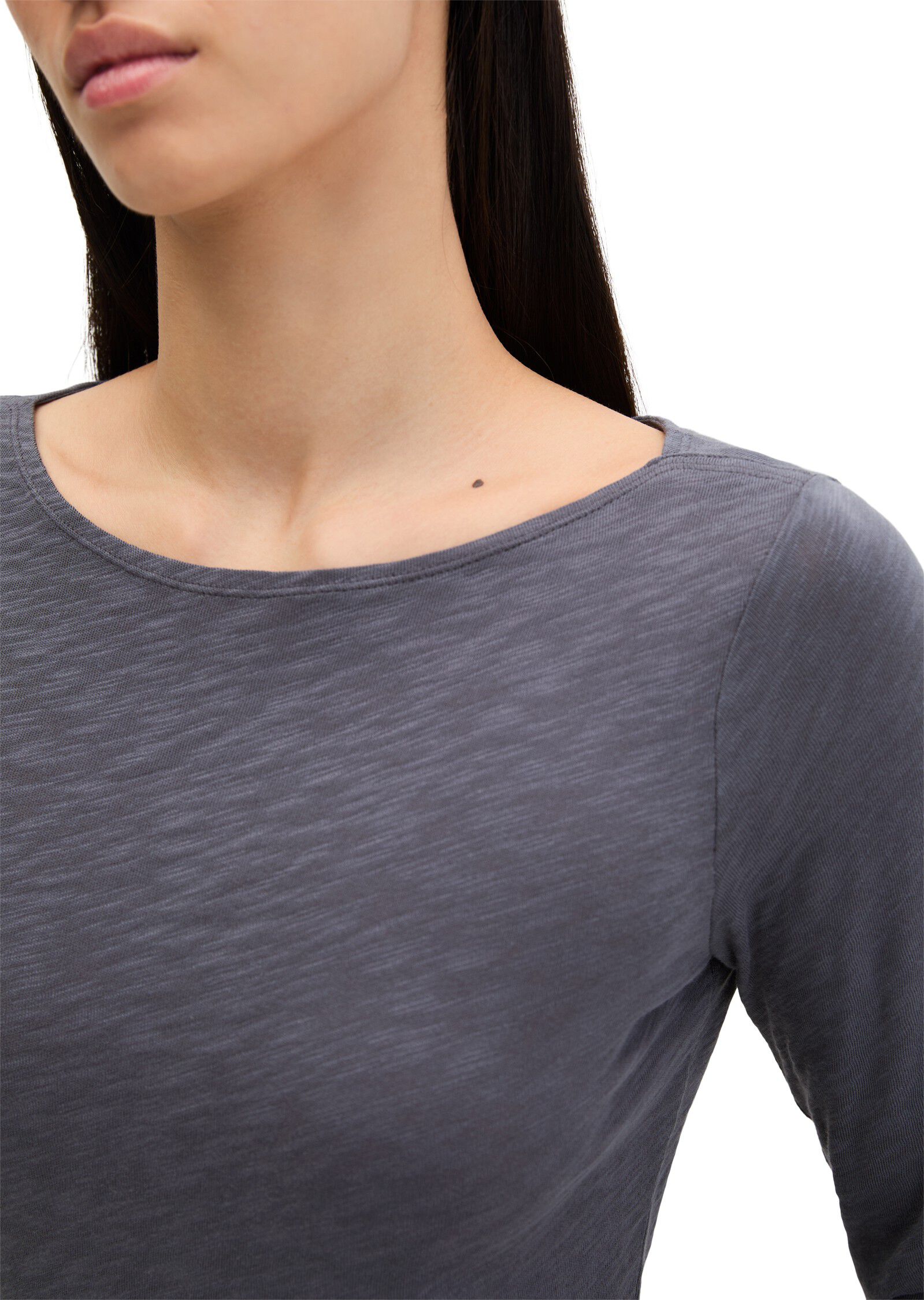 T-shirt, long sleeve, boat neck