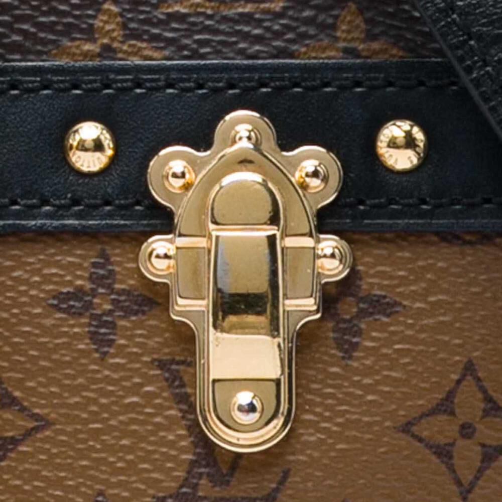 Louis Vuitton Clutch
