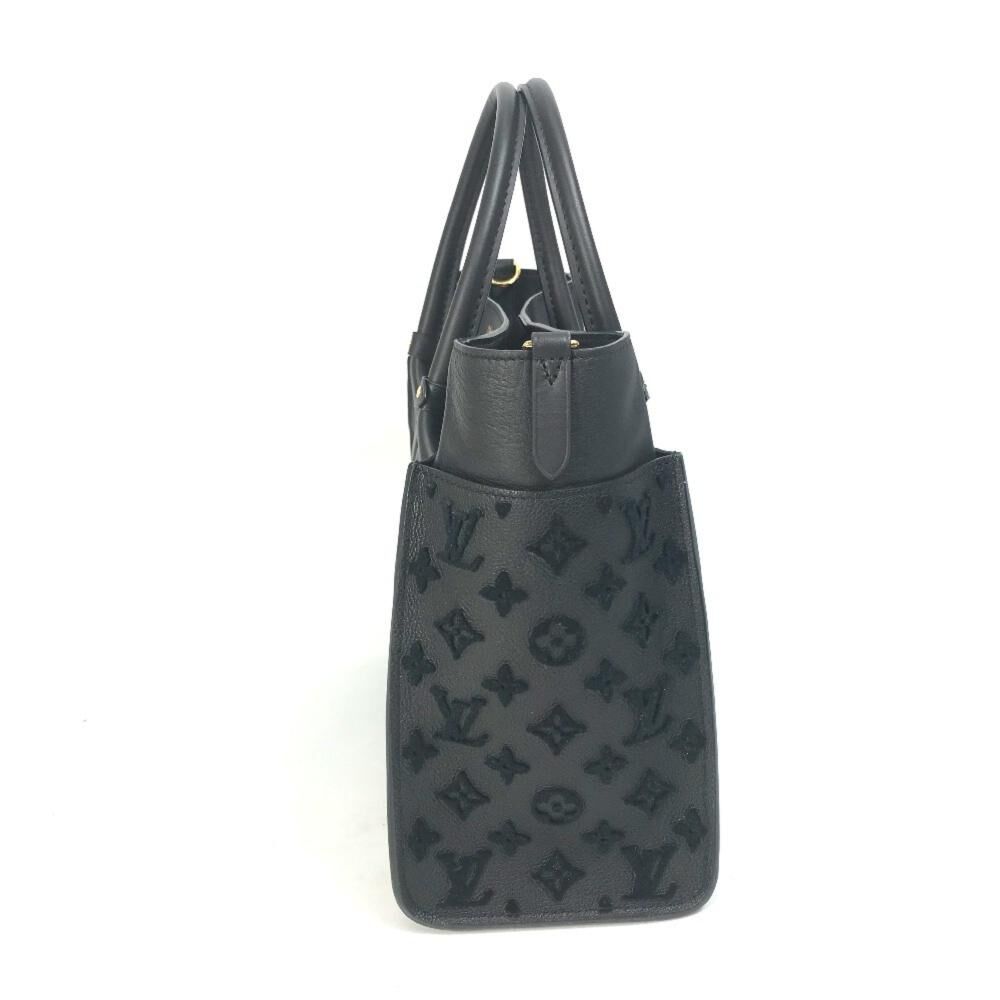 Louis Vuitton On My Side