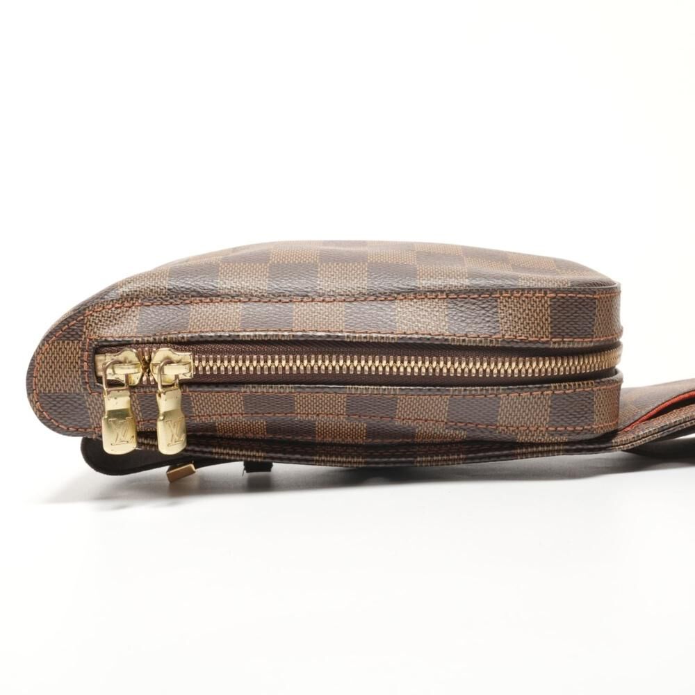 Louis Vuitton Shoulder Bags