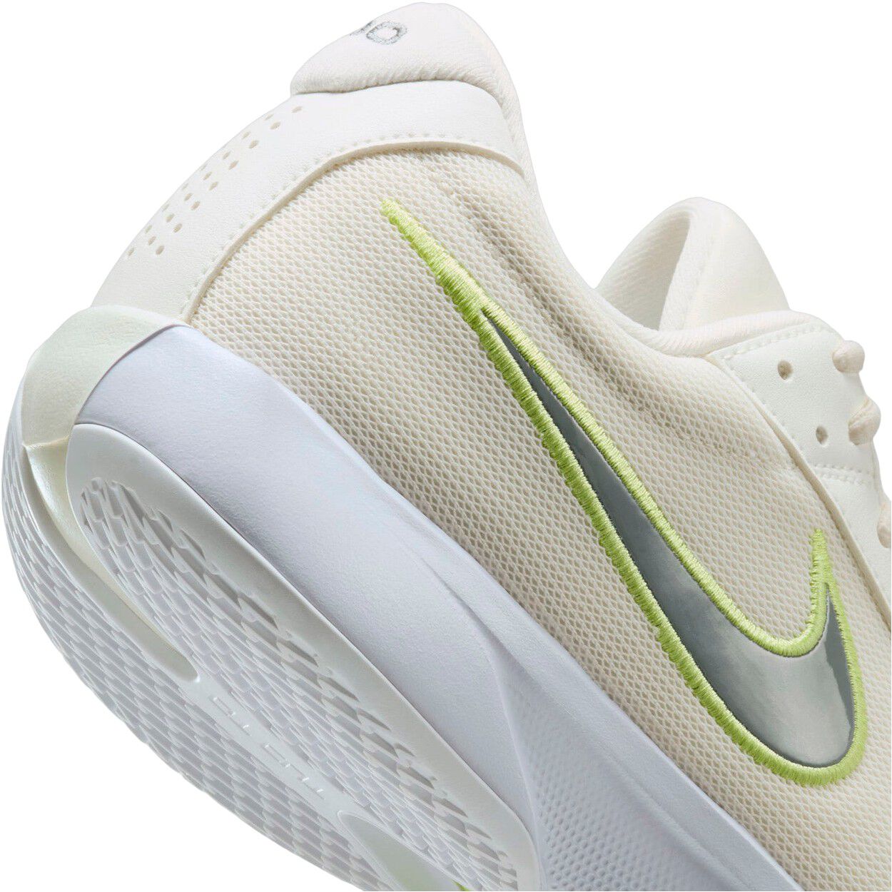 G.T. CUT ACADEMY BASKETBALL SNEAKERS