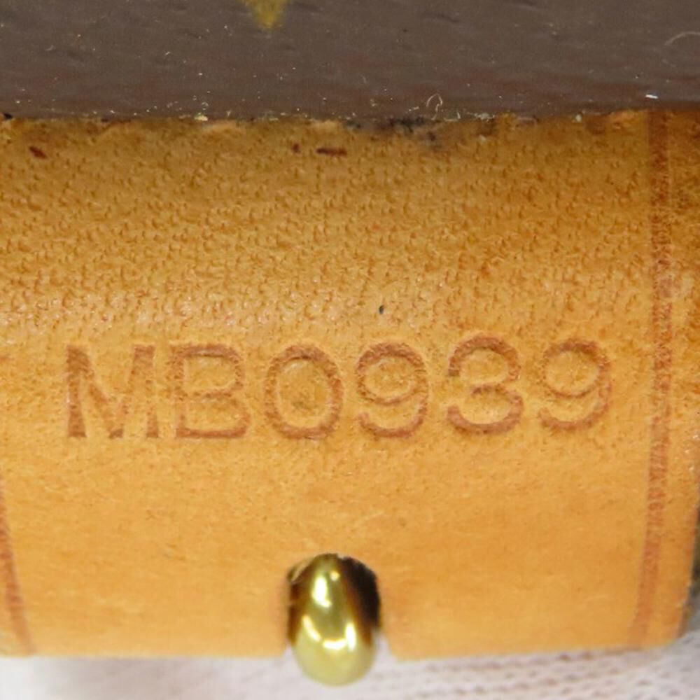 Louis Vuitton Shoulder Bags