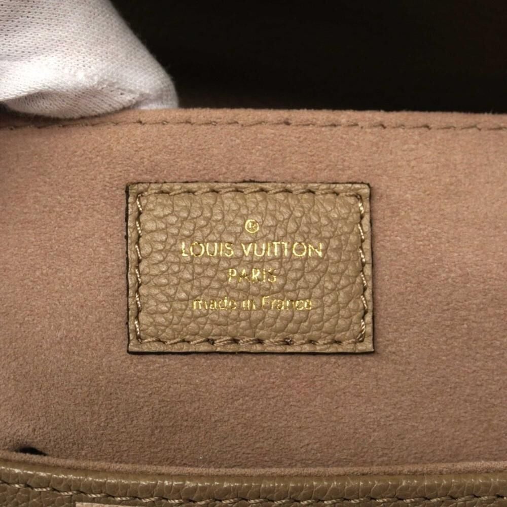 Louis Vuitton Favorite