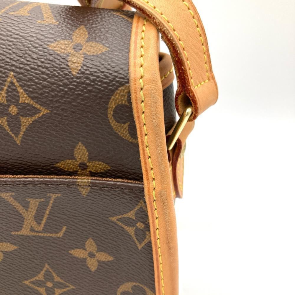 Louis Vuitton Saumur