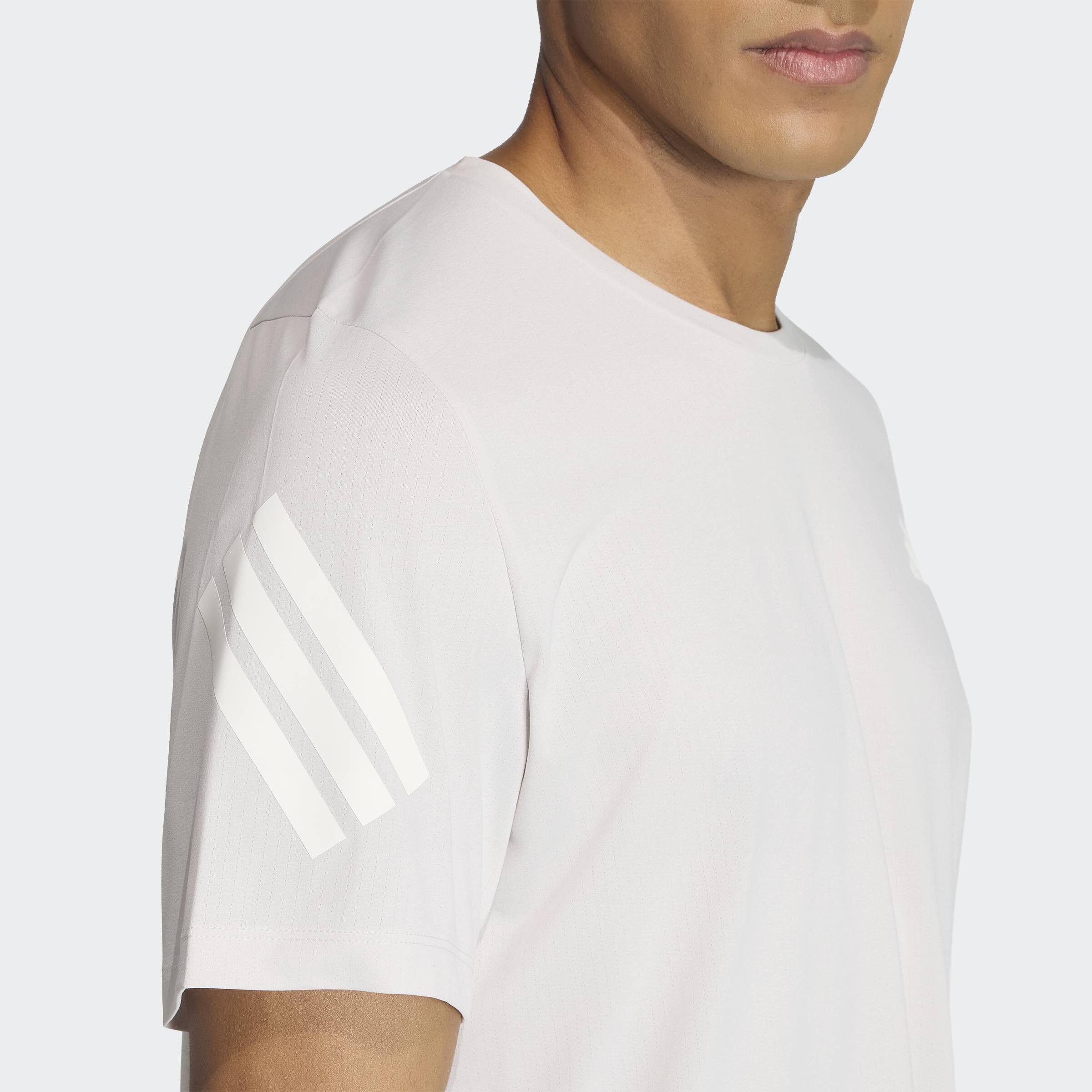 adi365 Climacool L&oslash;be T-Shirt