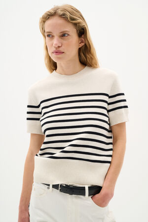 WallisIW Pullover