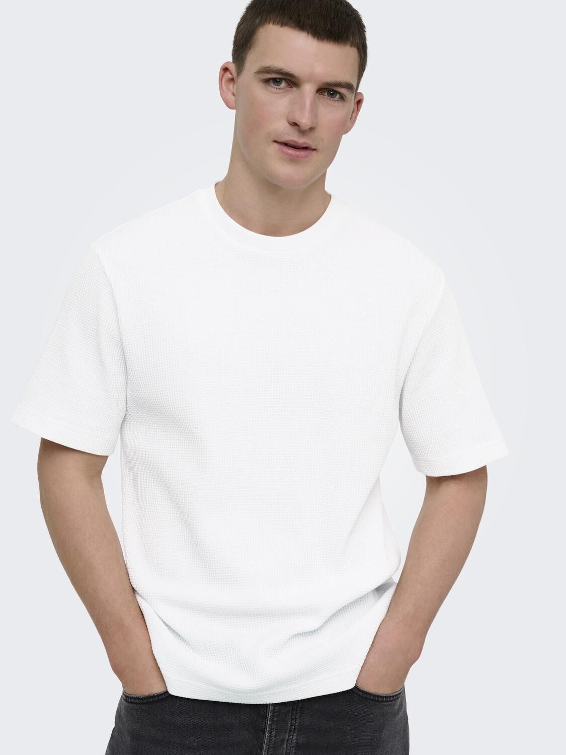 ONSTOBIE REG SS TEE NOOS