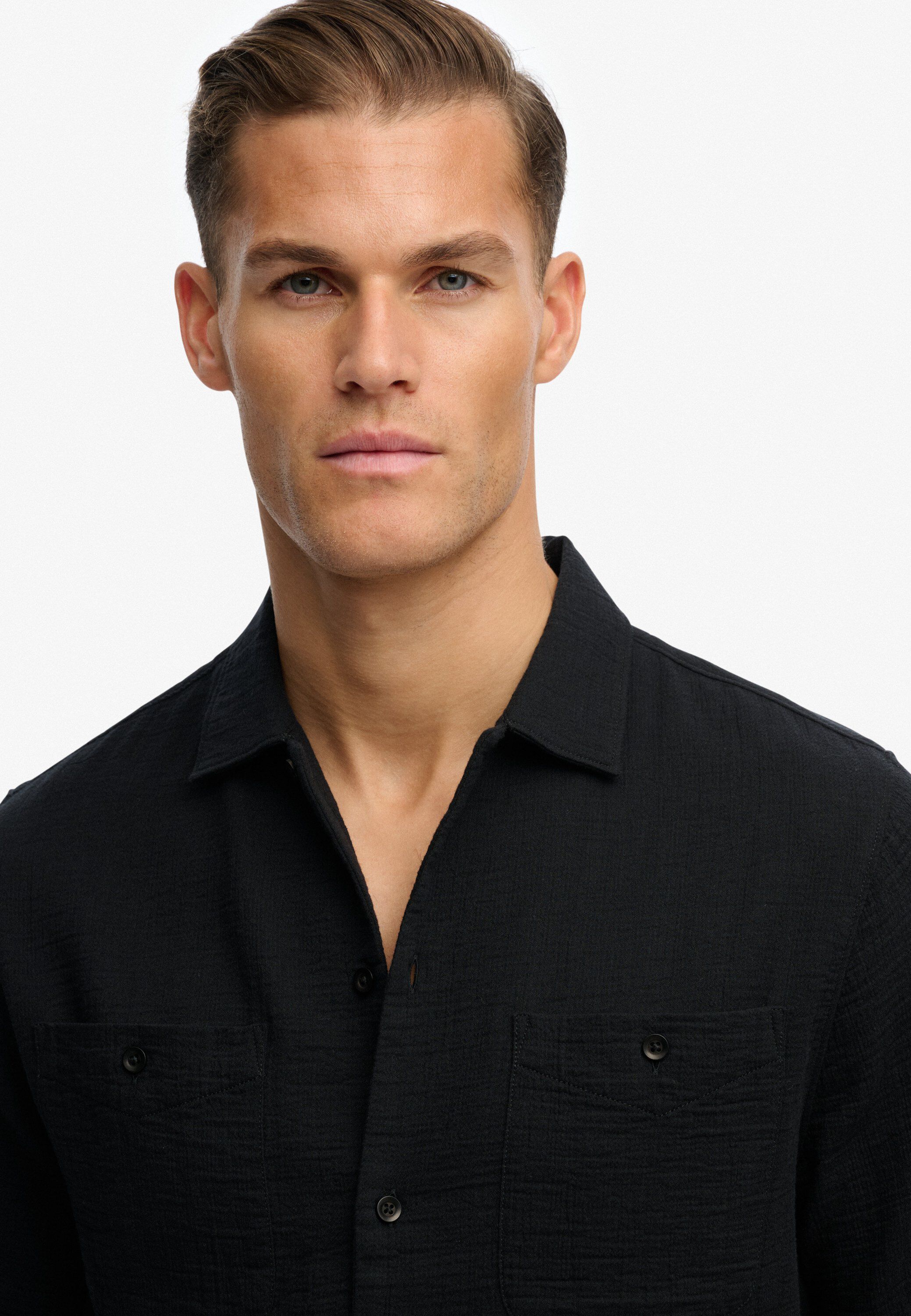 MERCHANT TEXTURED S/S SHIRT