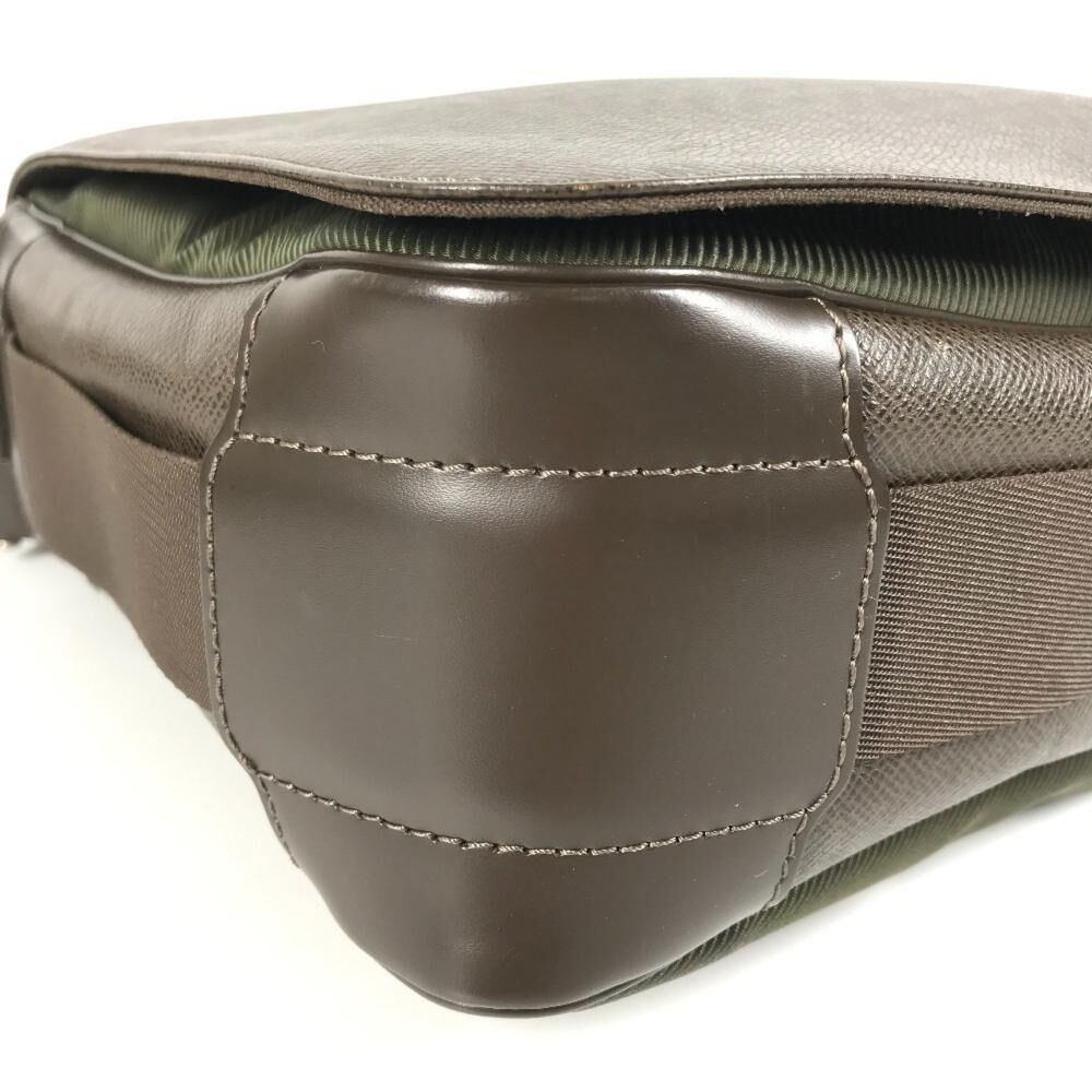 Louis Vuitton Crossbody Bag