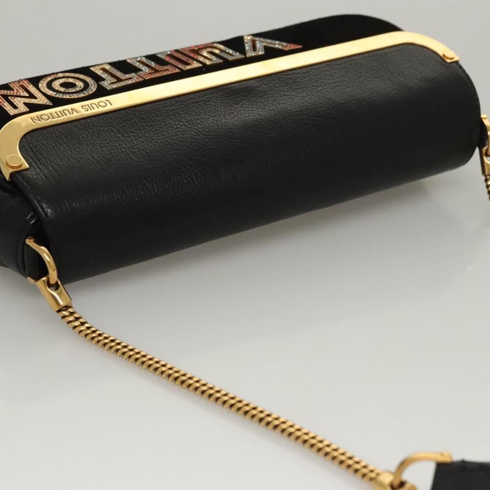 Louis Vuitton Shoulder Bags