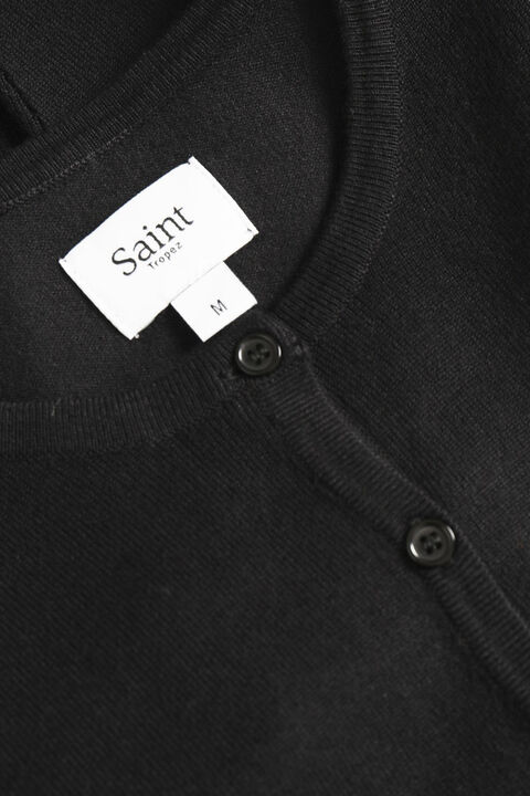 R-neck cardigan