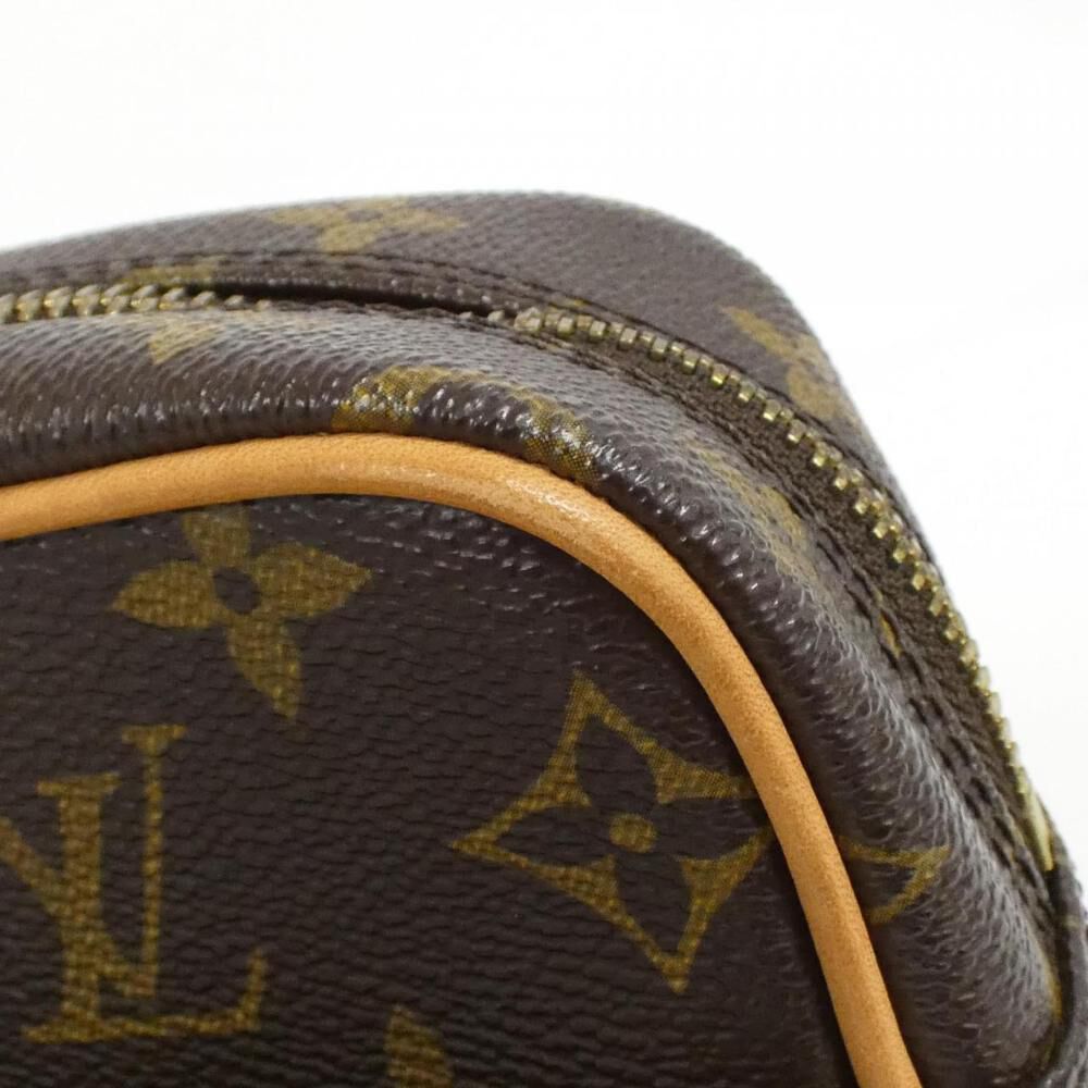 Louis Vuitton Shoulder Bags