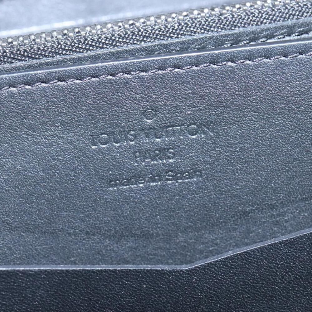 Louis Vuitton Pouch