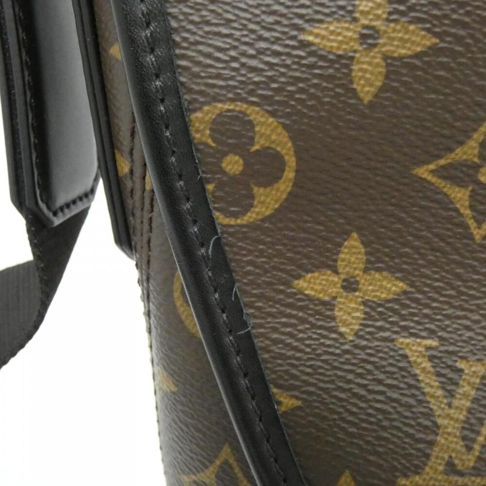 Louis Vuitton Shoulder Bags