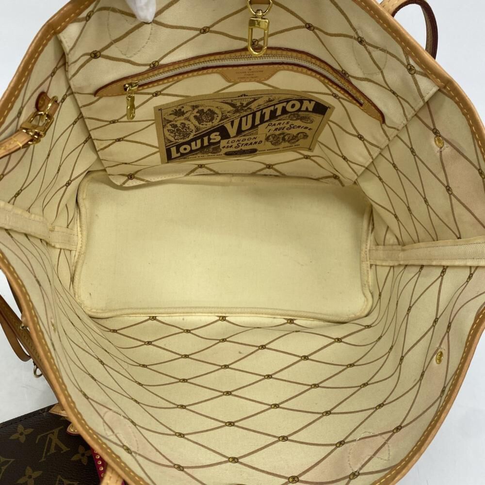 Louis Vuitton Neverfull