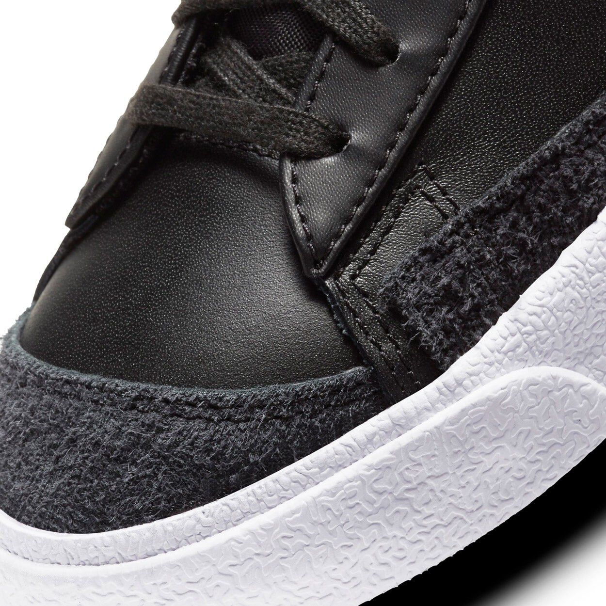 Blazer Mid 77' SE sneakers