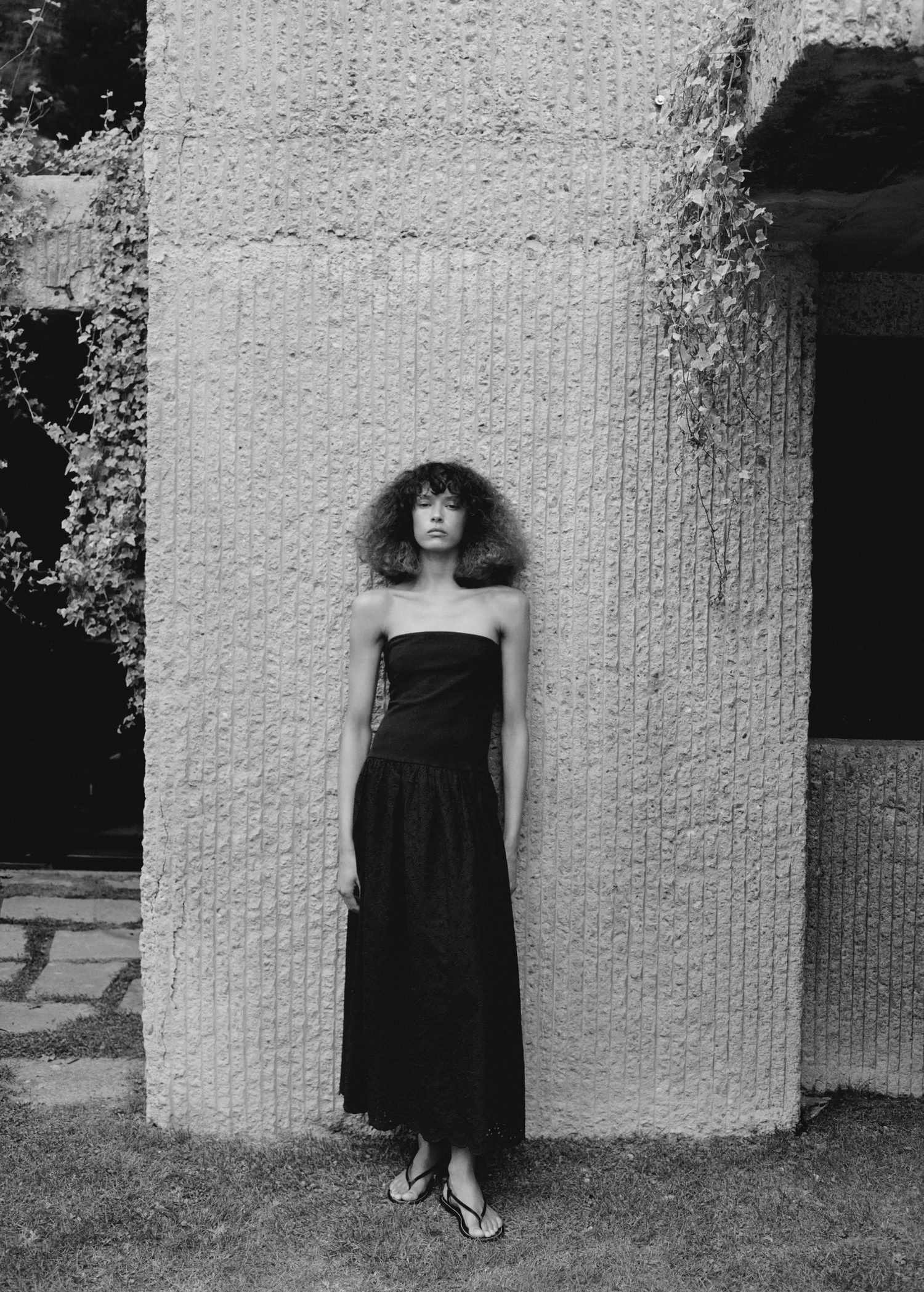 Strapless dress with broderie angla