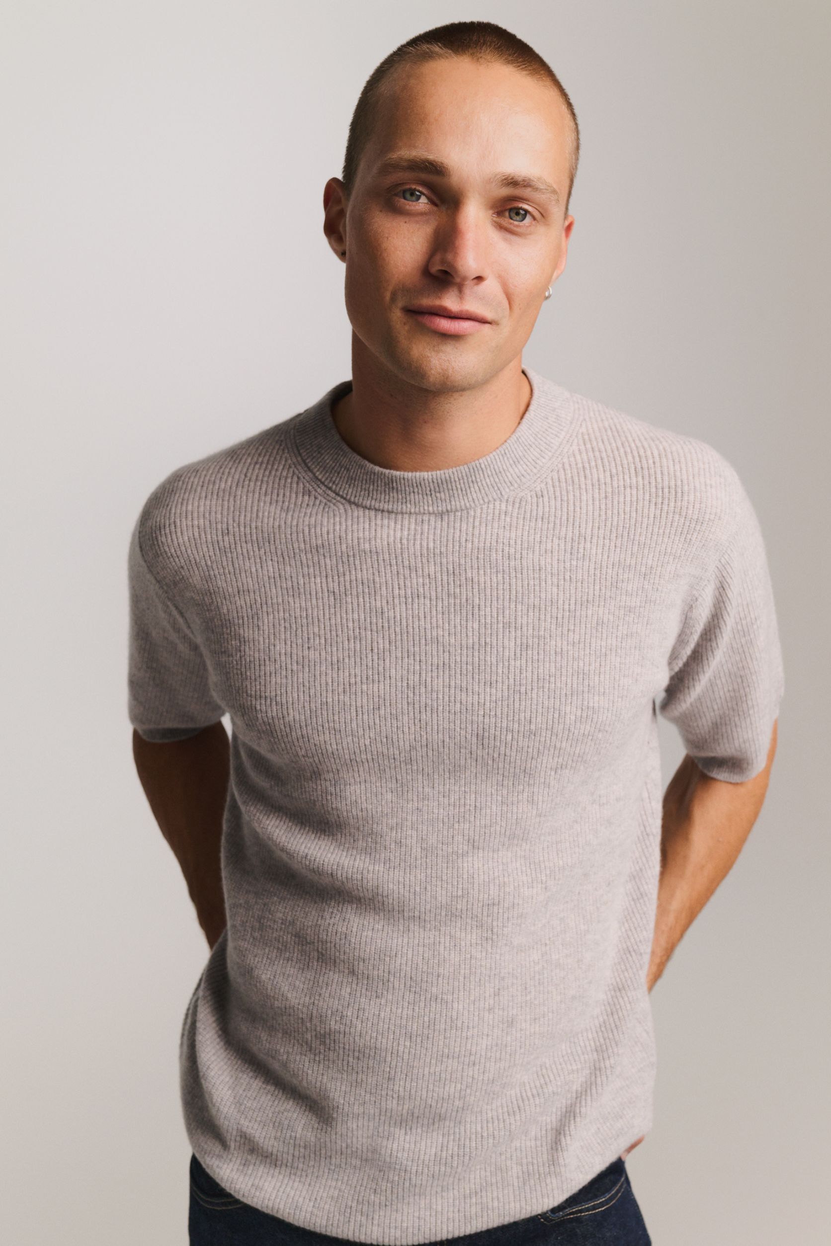 Mads 6 Rib strik t-shirt - 100% Cashmere