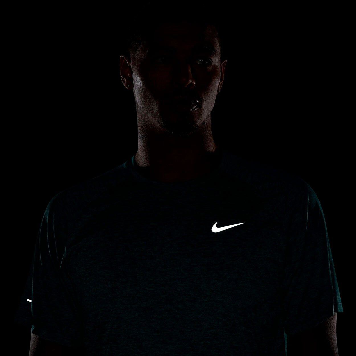 Stride Dri-Fit L&oslash;be T-shirt