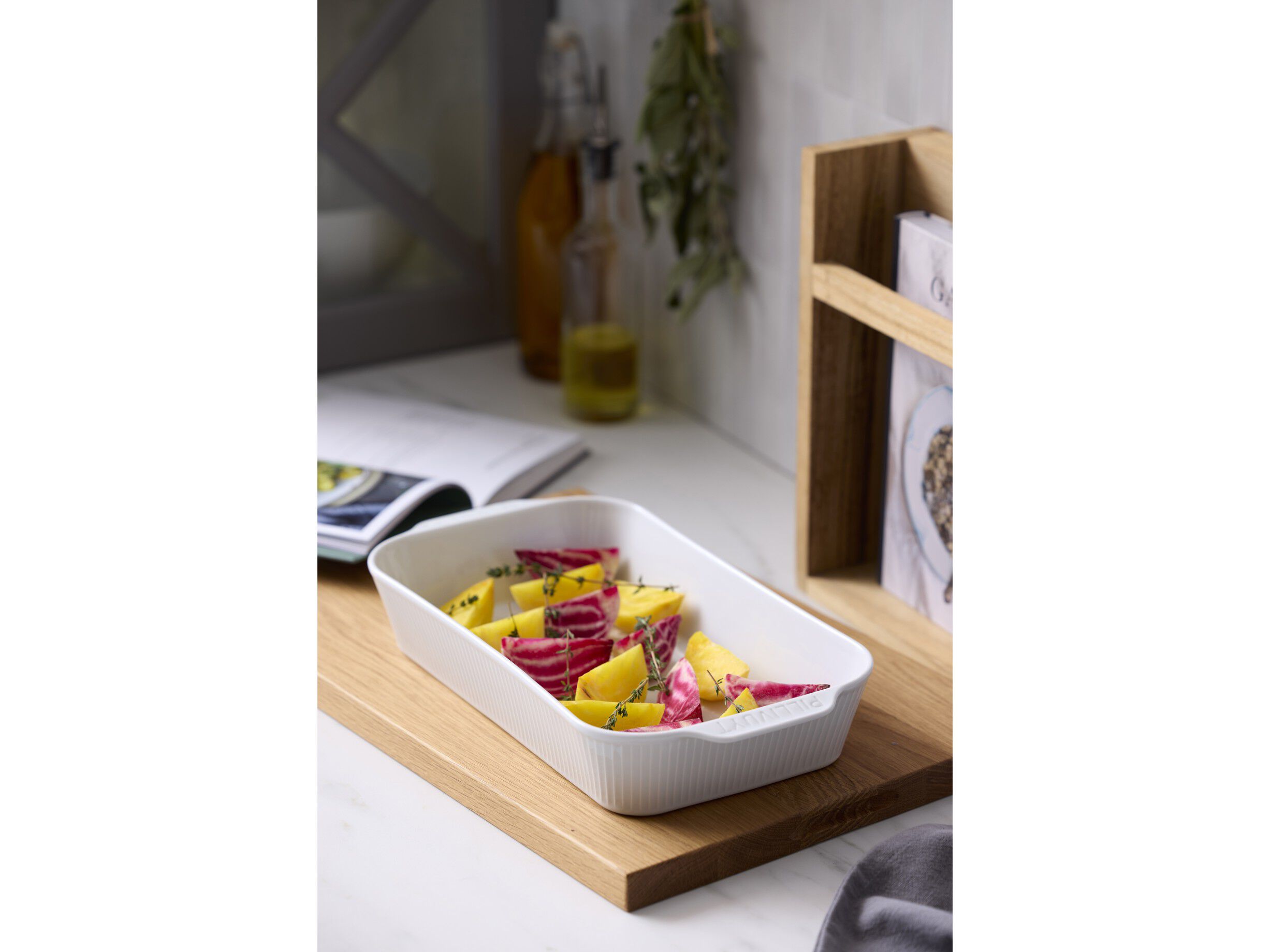 Fad dybt Pliss&eacute; 38 x 21 x 6 cm Hvid