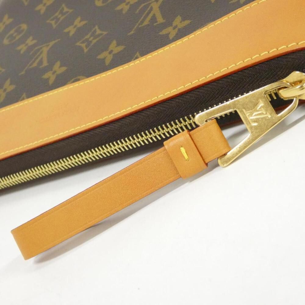 Louis Vuitton Clutch