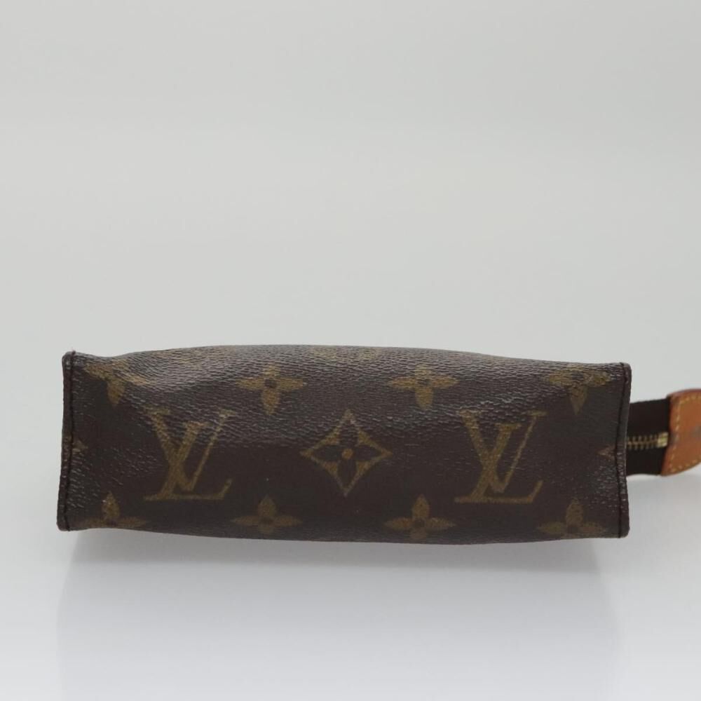 Louis Vuitton Poche Toilette
