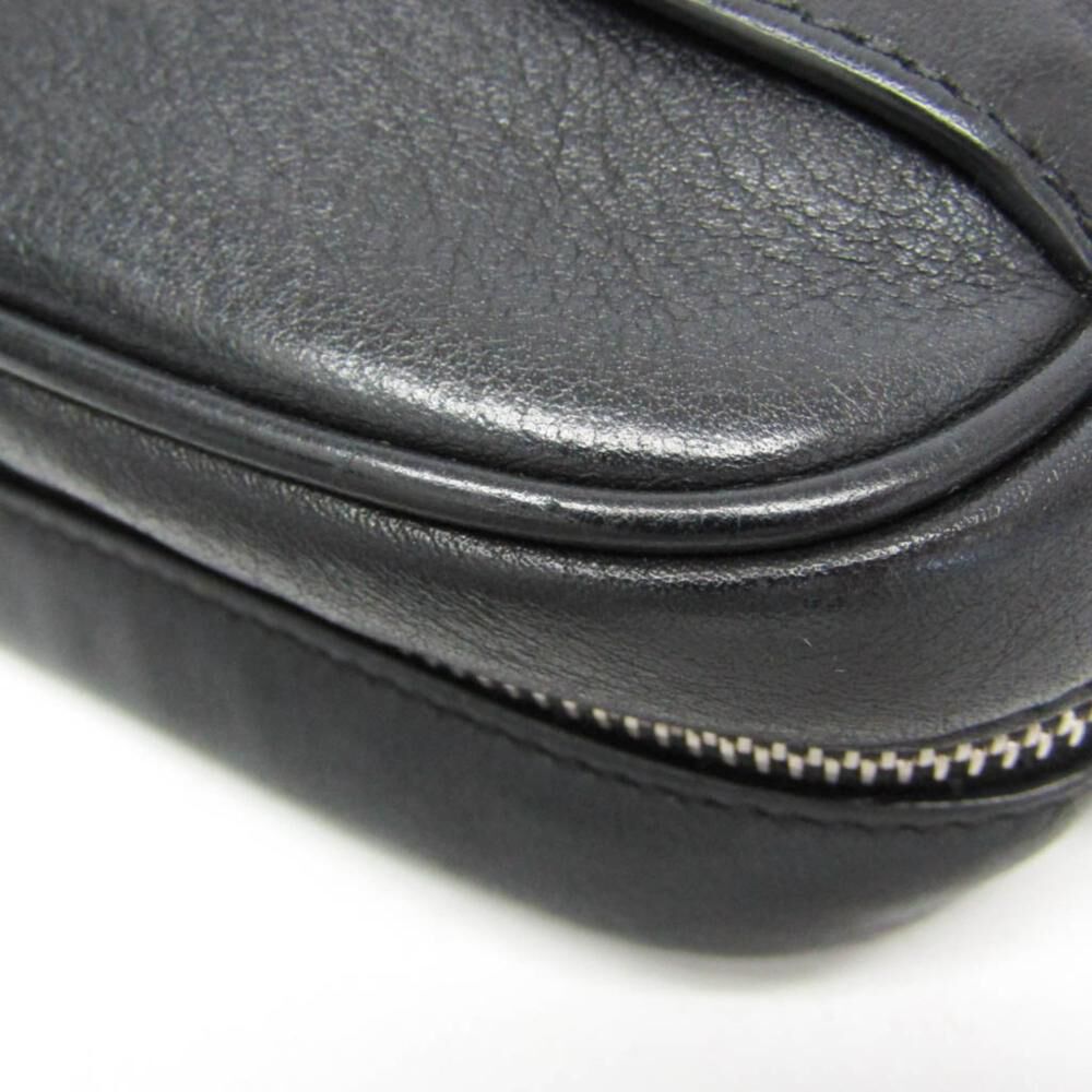 Yves Saint Laurent Shoulder Bag