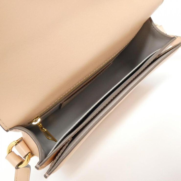 Louis Vuitton Pont Neuf