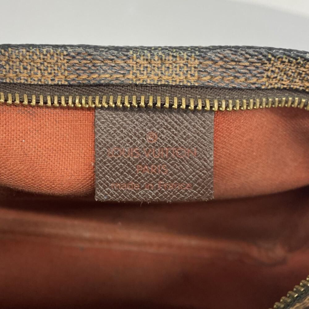 Louis Vuitton Trousse Makeup