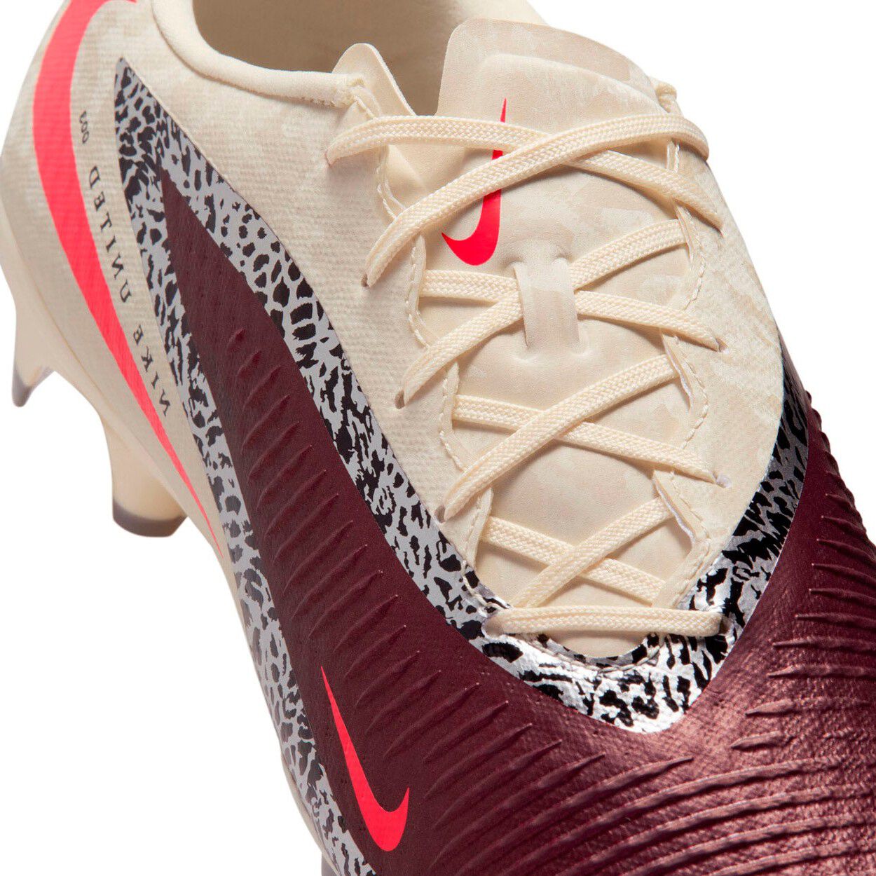 United Phantom 6 Low Academy Fodboldst&oslash;vler