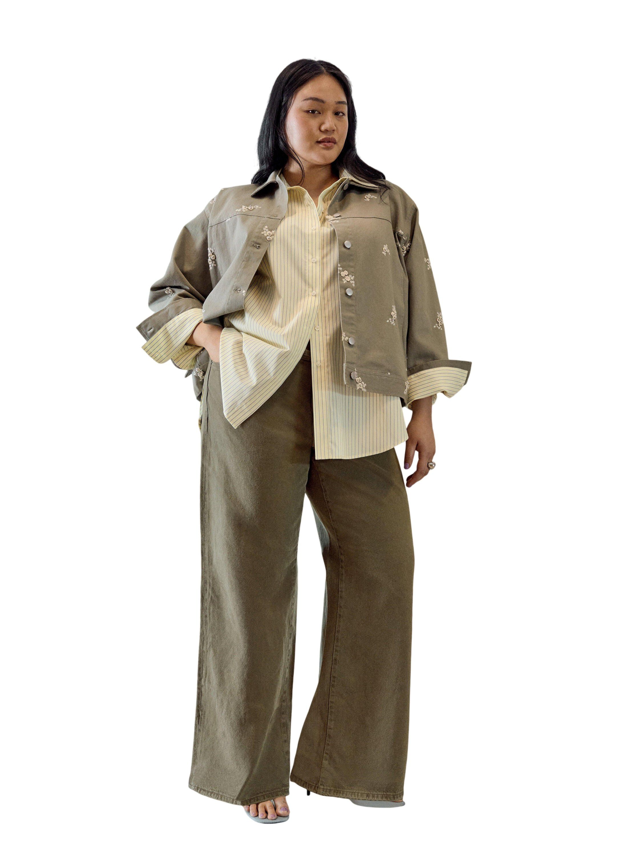 Woven jacket in cotton with a relax