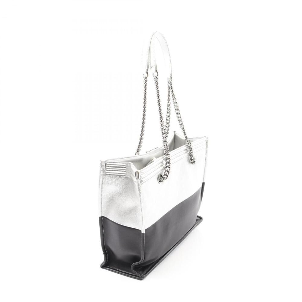 Chanel Tote