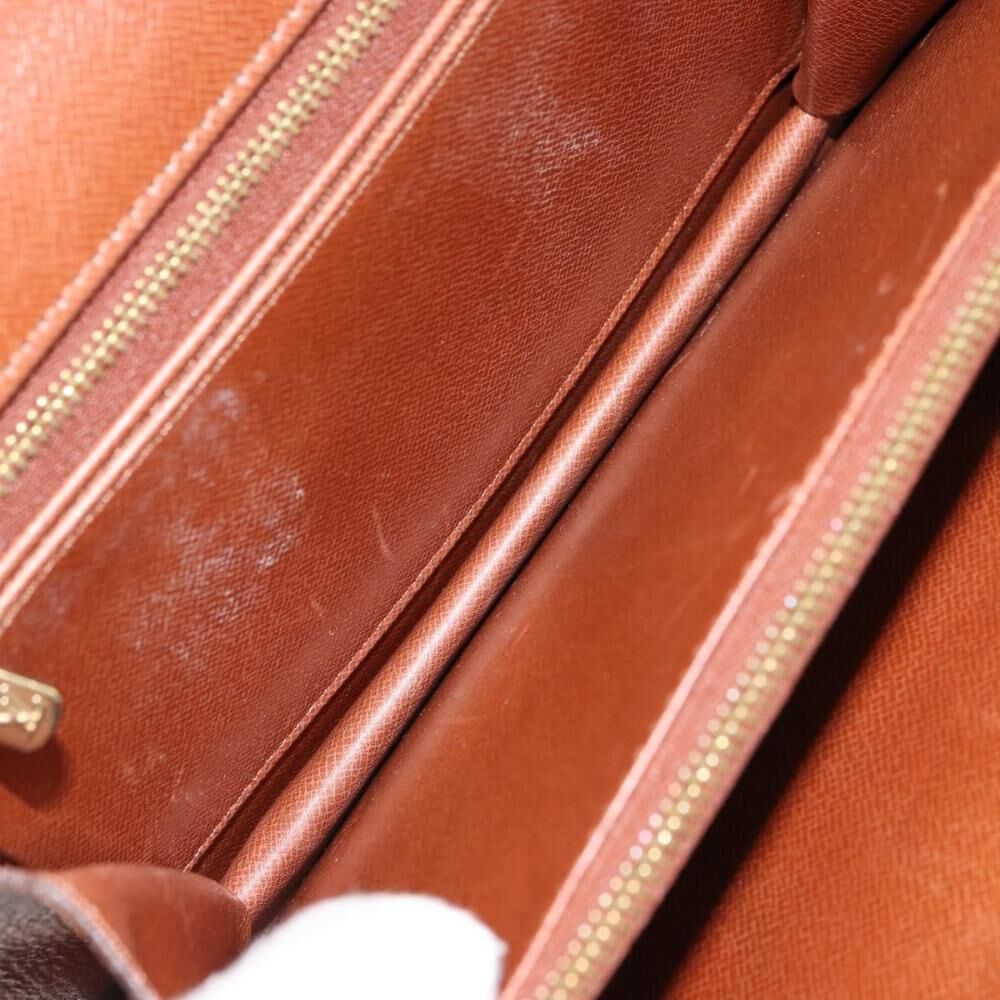 Louis Vuitton Dauphine