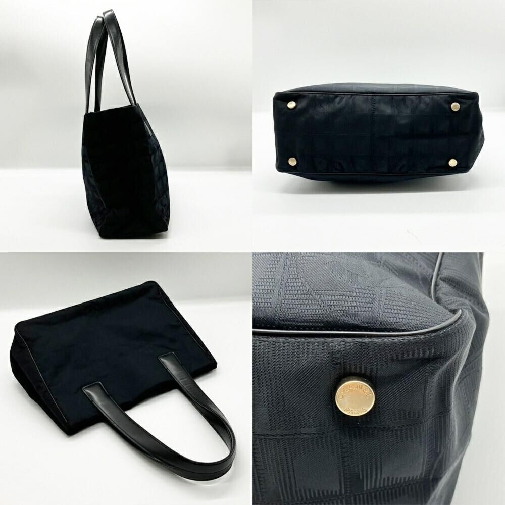 Chanel Travel Line