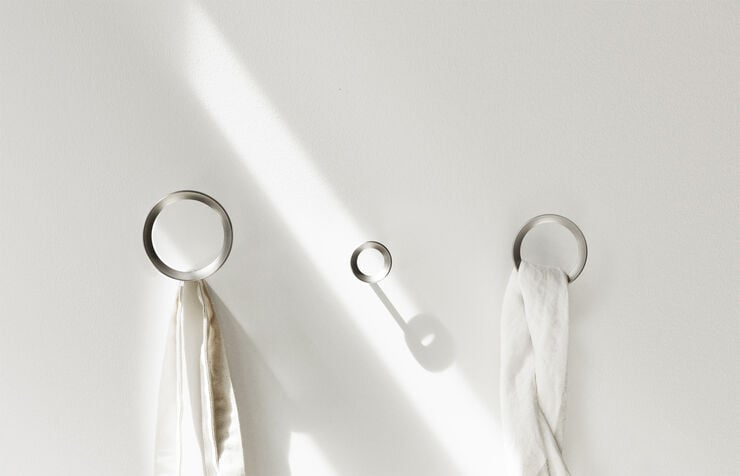 Loop Hook Medium