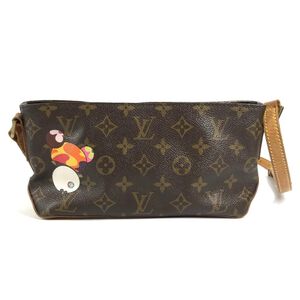 Louis Vuitton Shoulder Bags