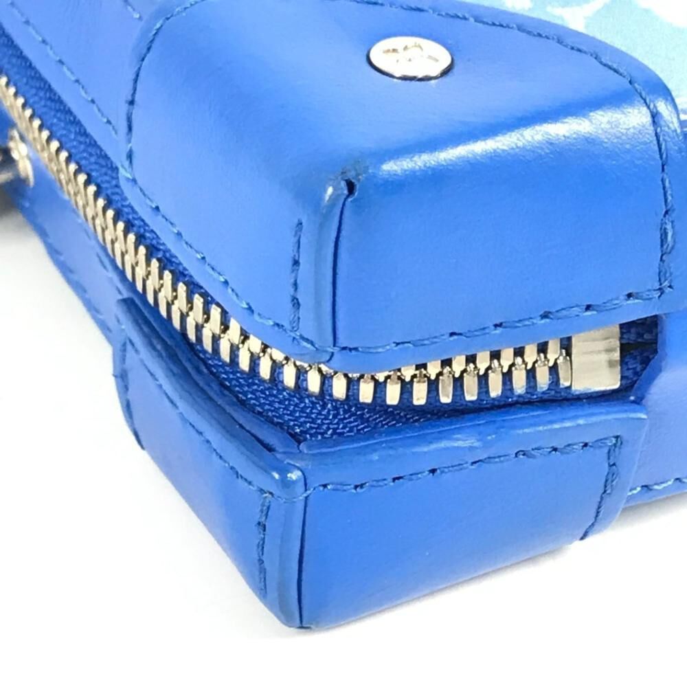 Louis Vuitton Clutch