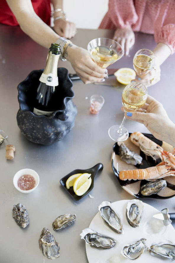 Serving plate Oyster