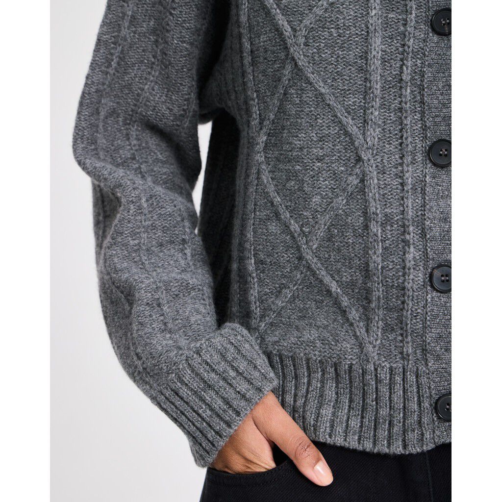Cornelia L/S Cardigan Lambswool Knit