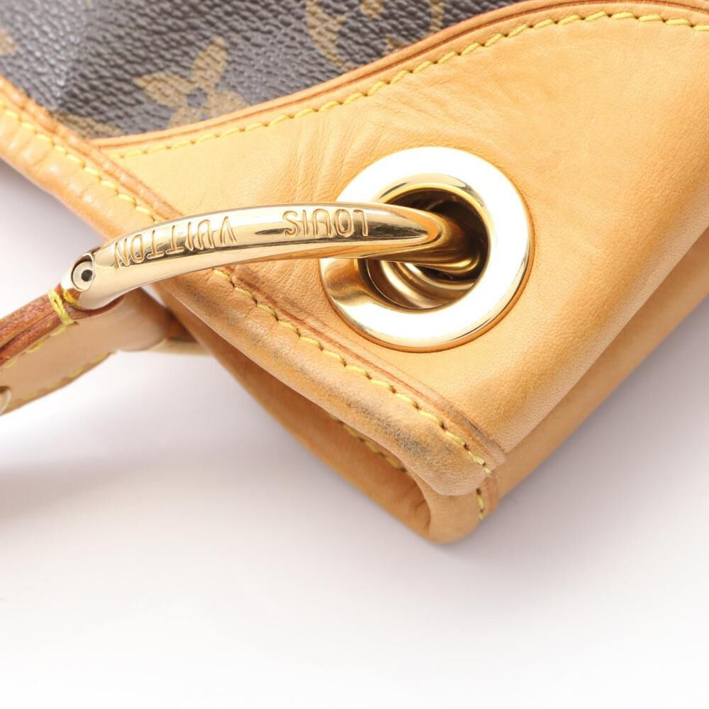 Louis Vuitton Shoulder Bags