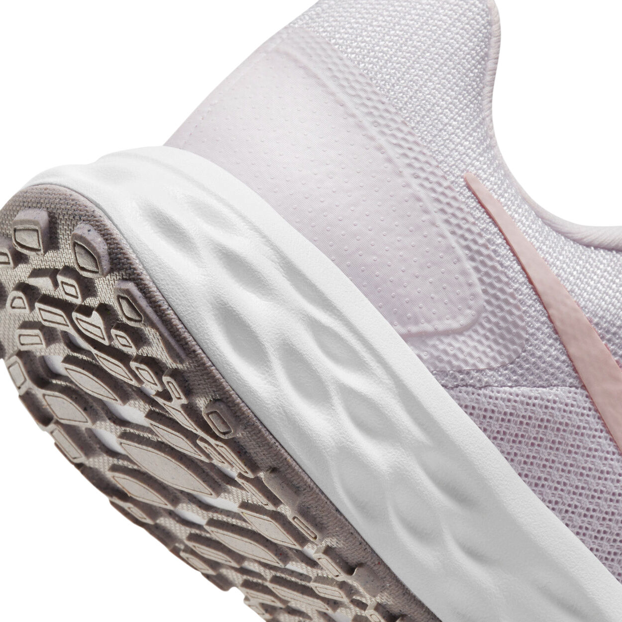 Revolution 6 L&oslash;besko