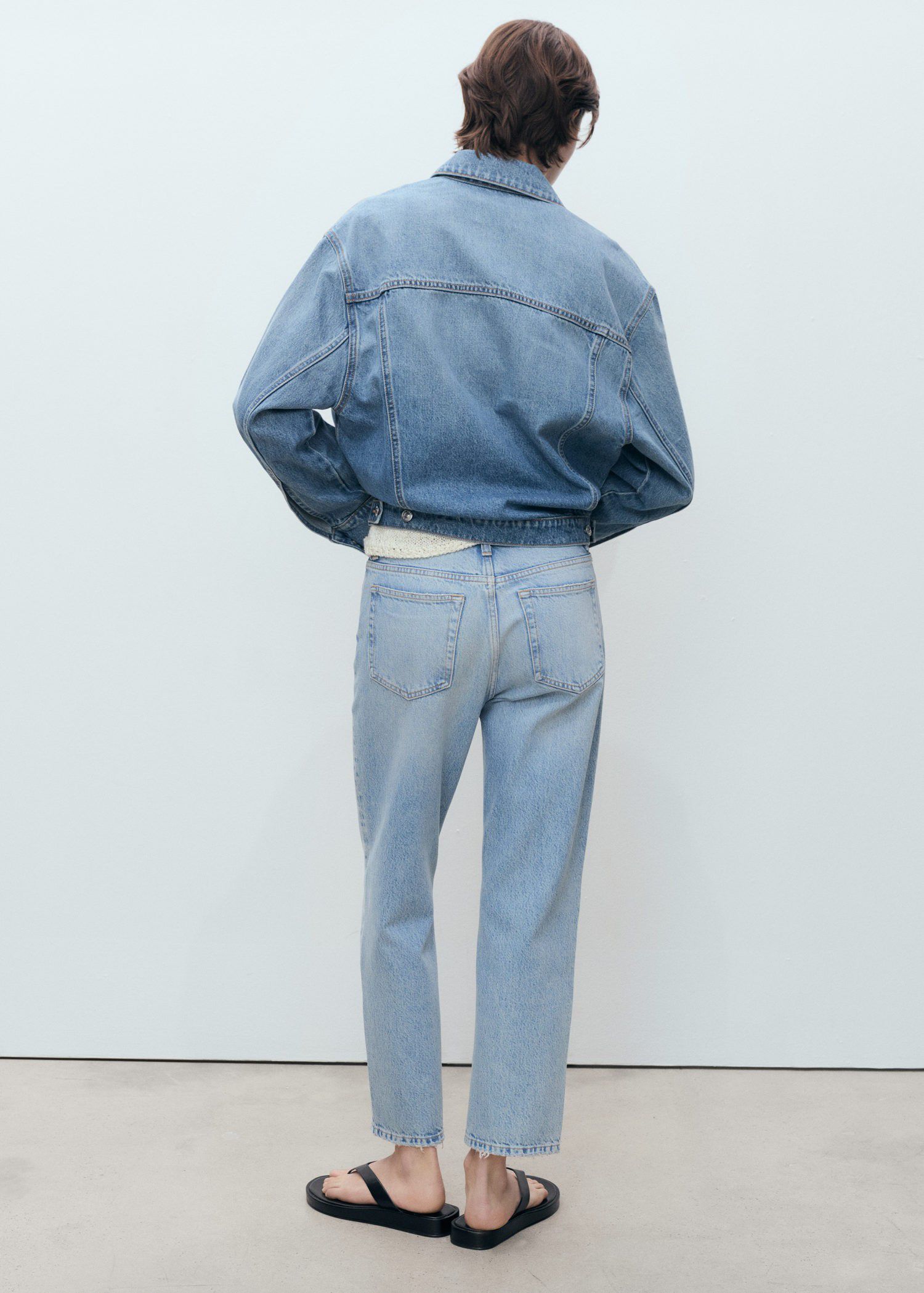 Mid-rise straight jeans