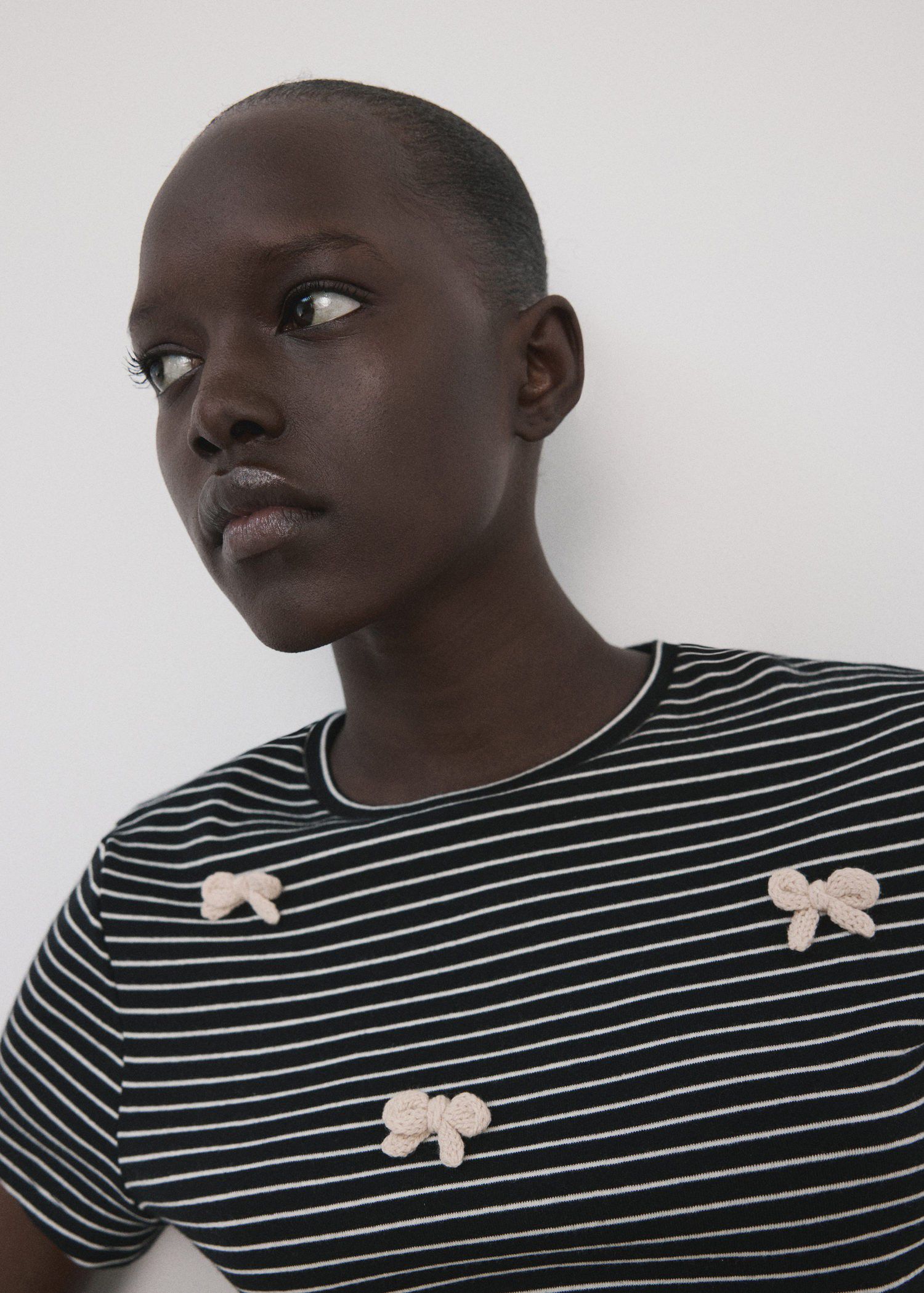 Striped T-shirt with ties